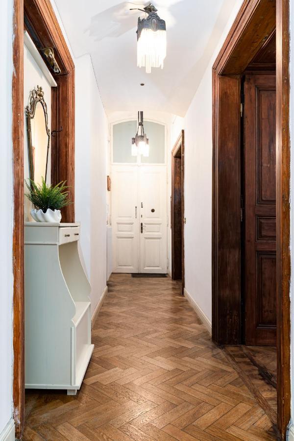 Magnificent King Suite Praha Bagian luar foto